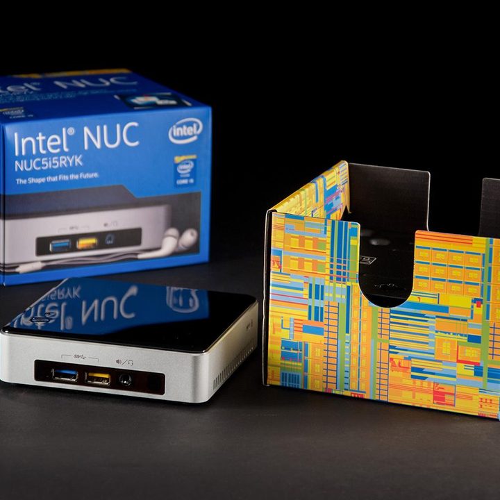 Intel NUC Core i5 NUCi5RYK mini PC review box open