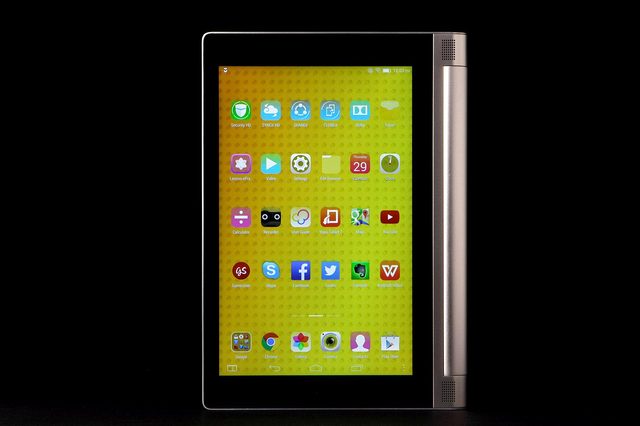 LeNovo Yoga Tablet 8 front portrait 4