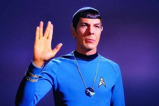 Leonard-Nimoy-010
