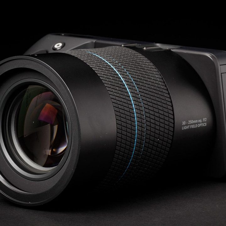 Lytro Illum front angle 2