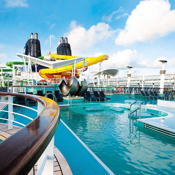 worlds largest cruise ships norwegian epic 004
