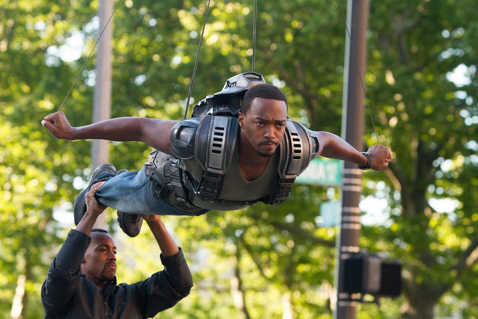 Actor Anthony Mackie performed some stunts “on the wire” in real life, and appears in other flying scenes by having his face digitally mapped to a virtual stand-in.