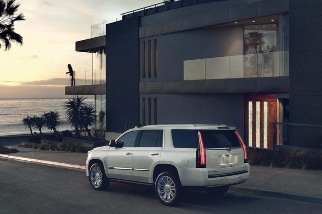 2015-Cadillac-Escalade-Platinum-bs-4