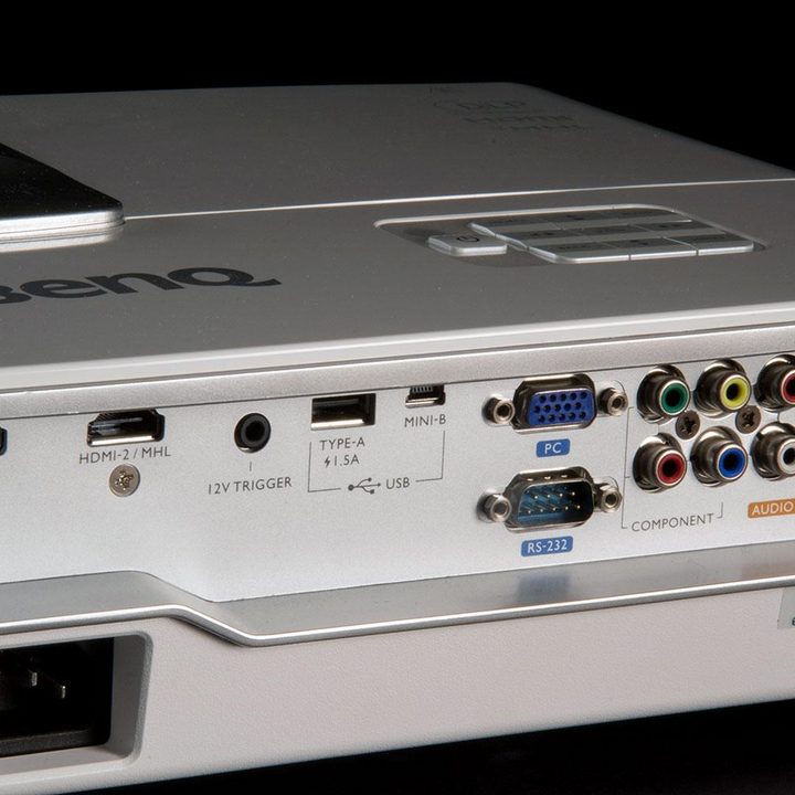 BenQ HT1075