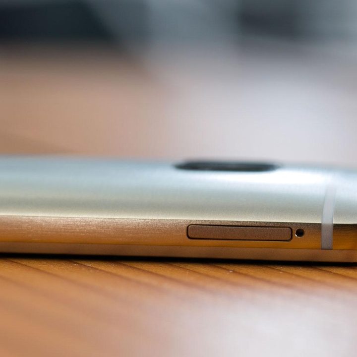 HTC One M9 sleep wake button