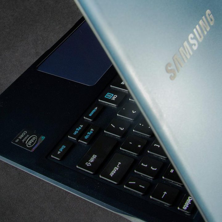 Samsung ATIV Book 9