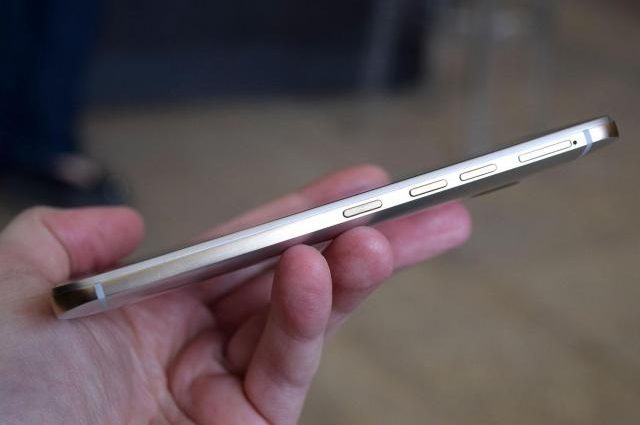 htc-one-m9-side-angle-640x426-c