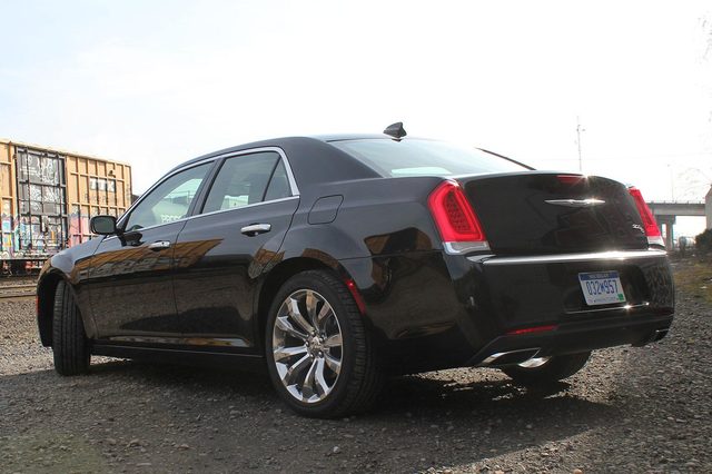 2015 Chrysler 300C Platinum