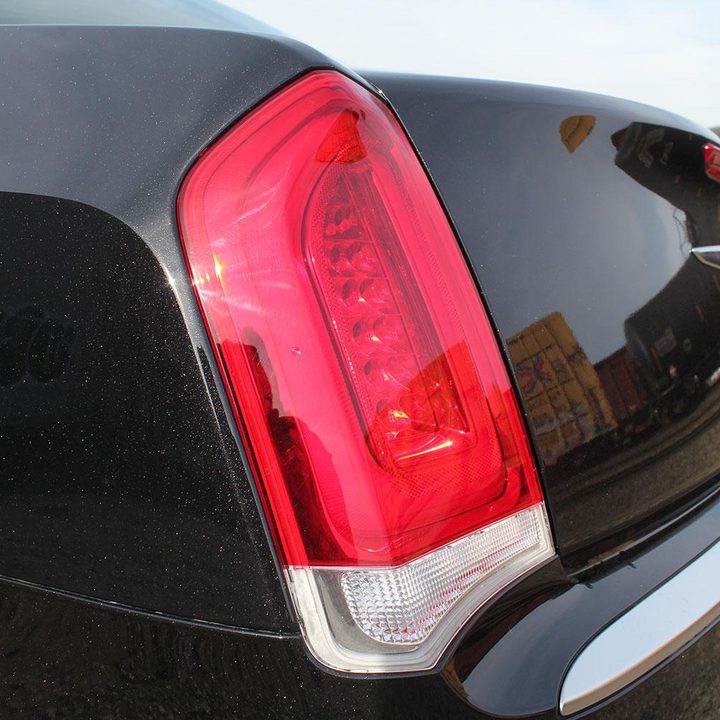 2015 Chrysler 300C Platinum