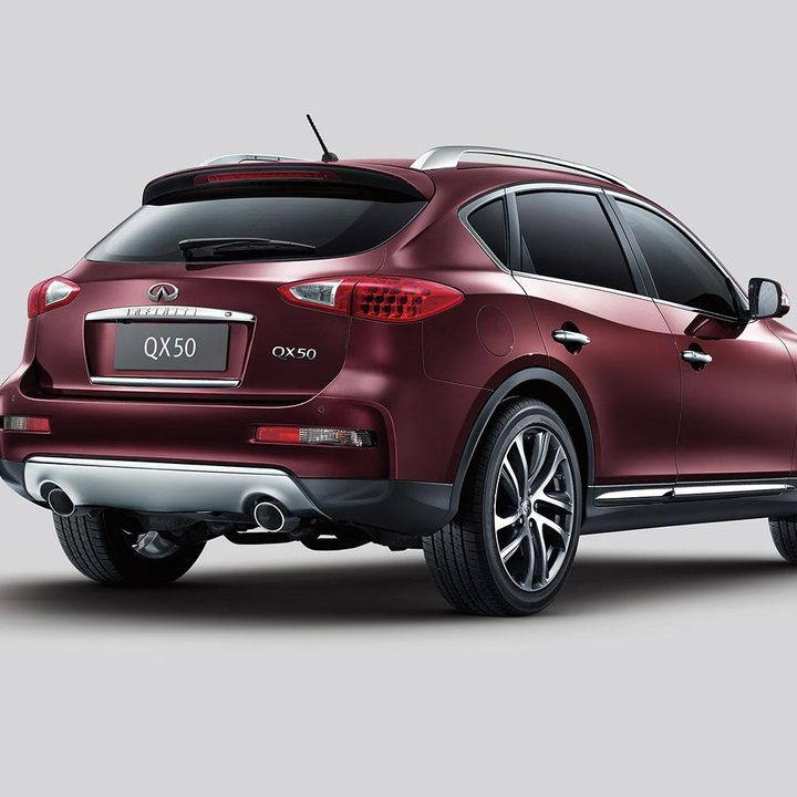 2016 Infiniti QX50 back angle