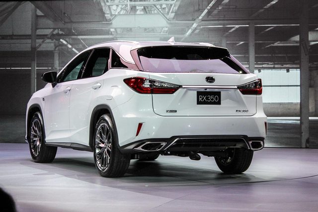 2016 Lexus RX back angle 2