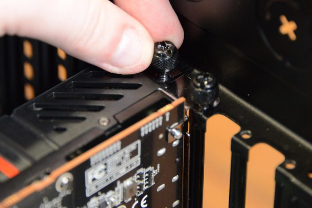 InstallGPU-Screws