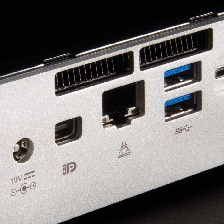 Intel NUC i7