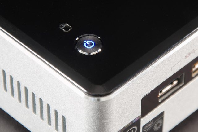 Intel NUC i7