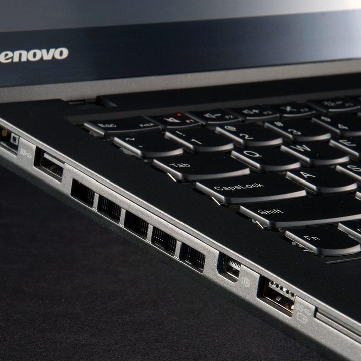 Lenovo ThinkPad T450S side vents