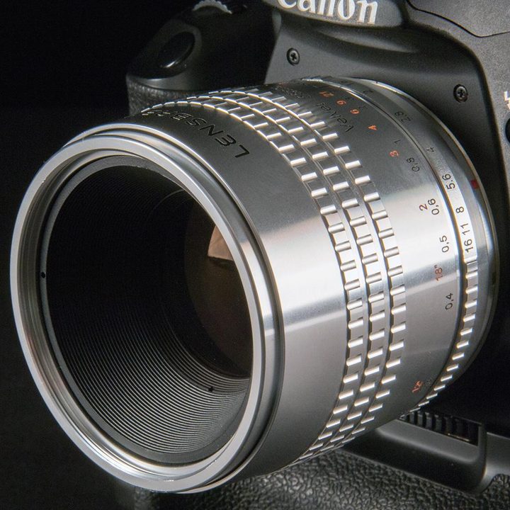 Lensbaby Velvet 56 lens