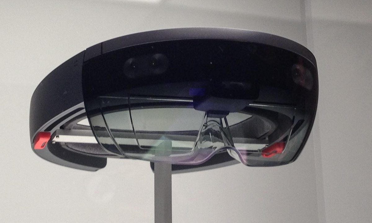 Microsoft HoloLens bottom angle