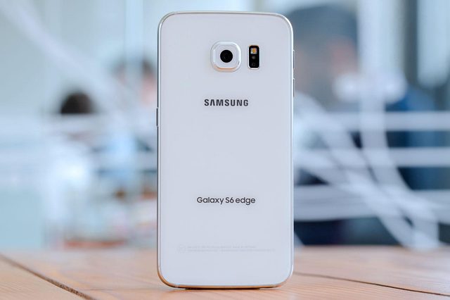 Samsung Galaxy S6 Edge back
