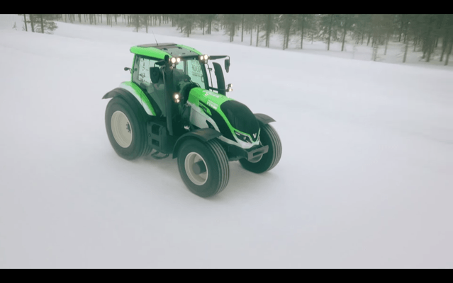 Tractor speed Guinness World Record