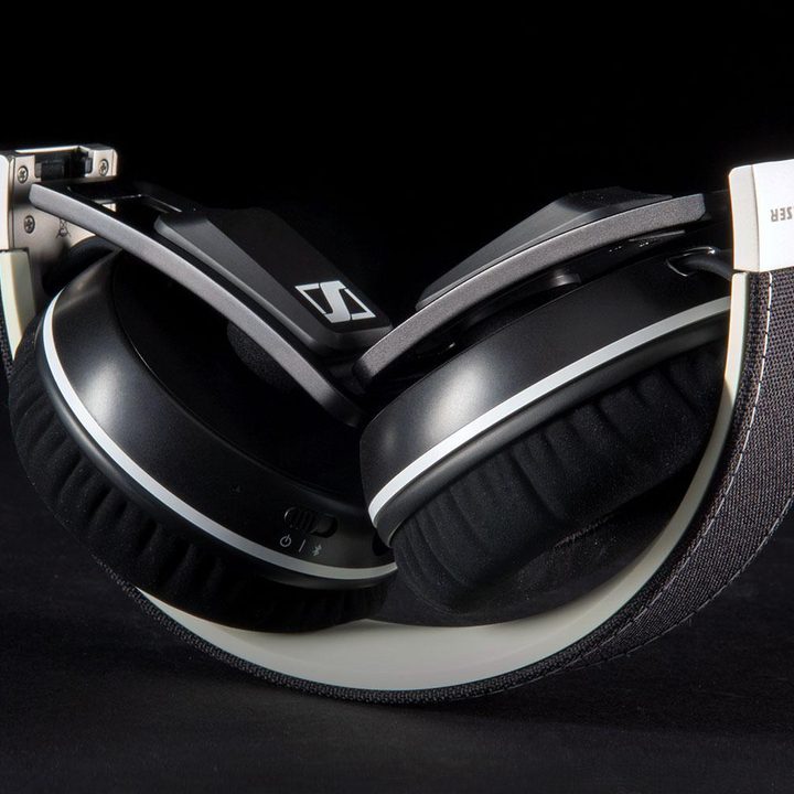 Sennheiser Urbanite XL folded
