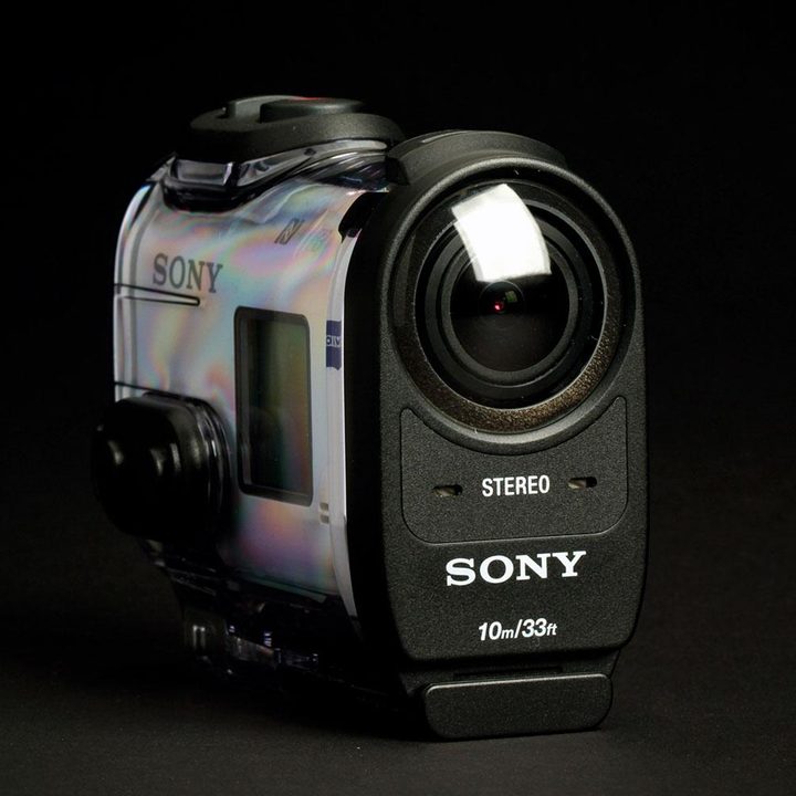 Sony Action Cam 4K front case angle