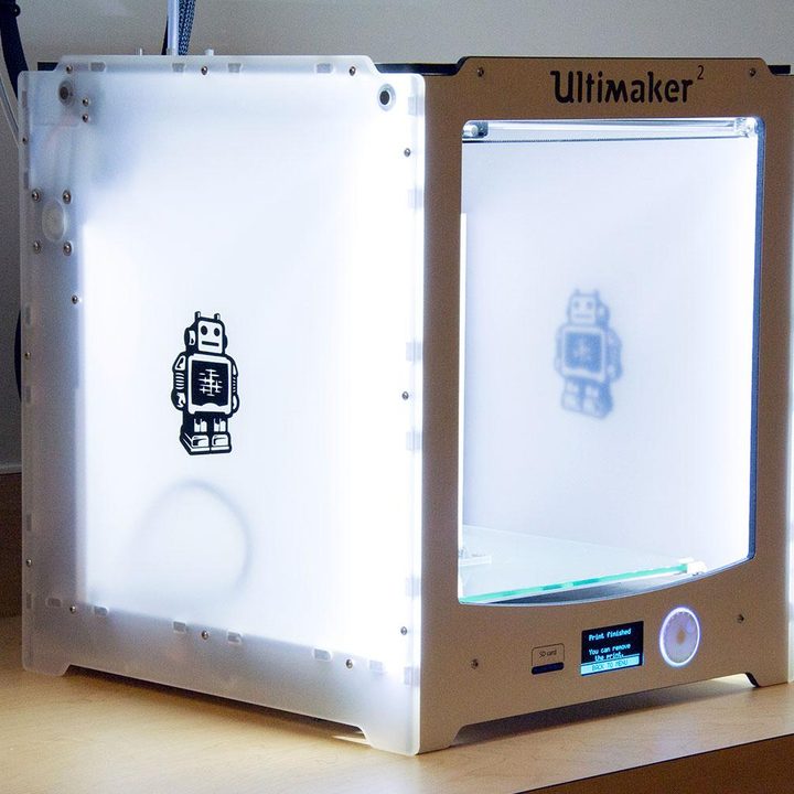 Ultimaker 2 front angle