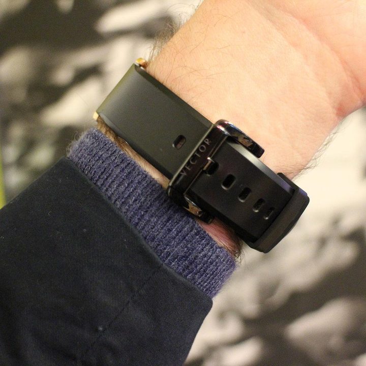 Vector Watch fastener