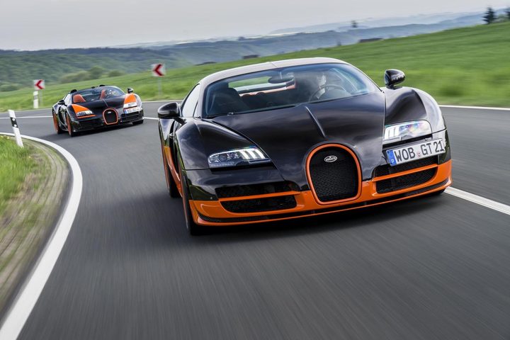 Bugatti Veyron Super Sport and Grand Sport Vitesse at the Nurburgring