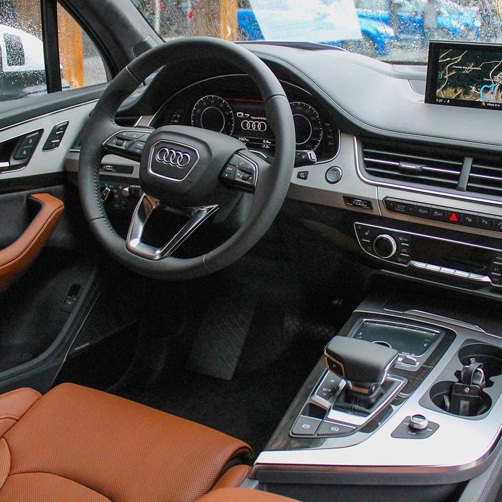 2016 audi q7 first drive dash