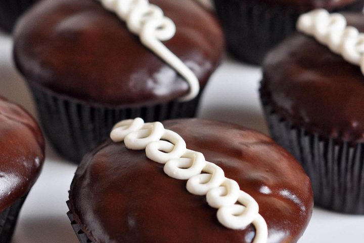 Smart Planet Hostess Mini Cupcake Maker