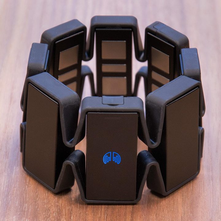 Thalmic Labs Myo Gesture Armband