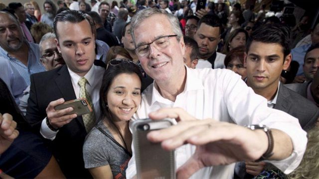bushselfiereuters