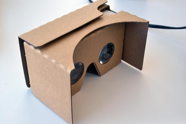 Google Cardboard VR