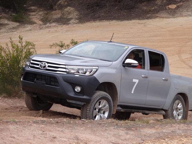2016 Toyota Hilux
