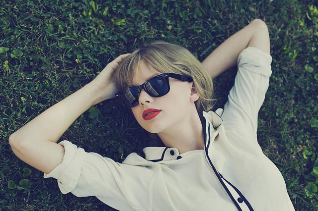 Apple bows to Taylor Swift, says it will now pay artists during Apple Music free trial