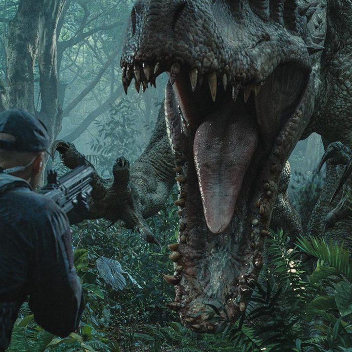 jurassic world interview chris pratt bryce dallas howard colin trevorrow screenshots man made dino