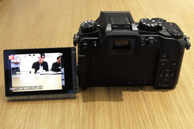 Panasonic Lumix DM-CG7
