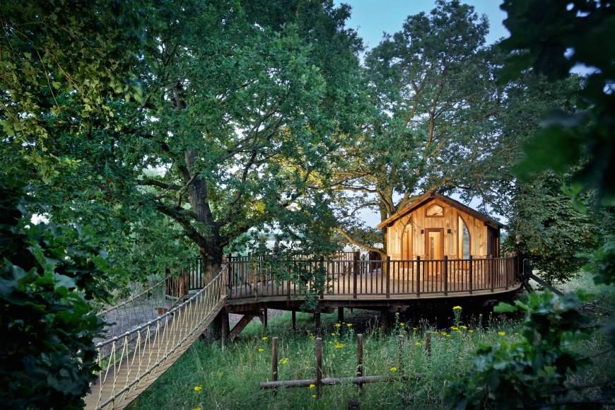 retreat from society and relax in these idyllic cabins around the world nook treehouse 11