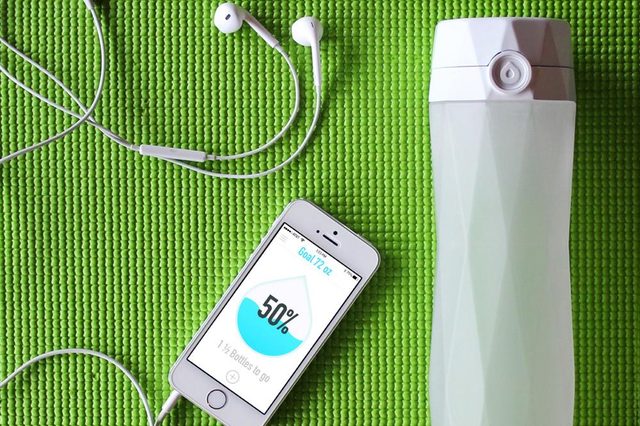 This glowing smart water bottle makes sure you stay hydrated all day long