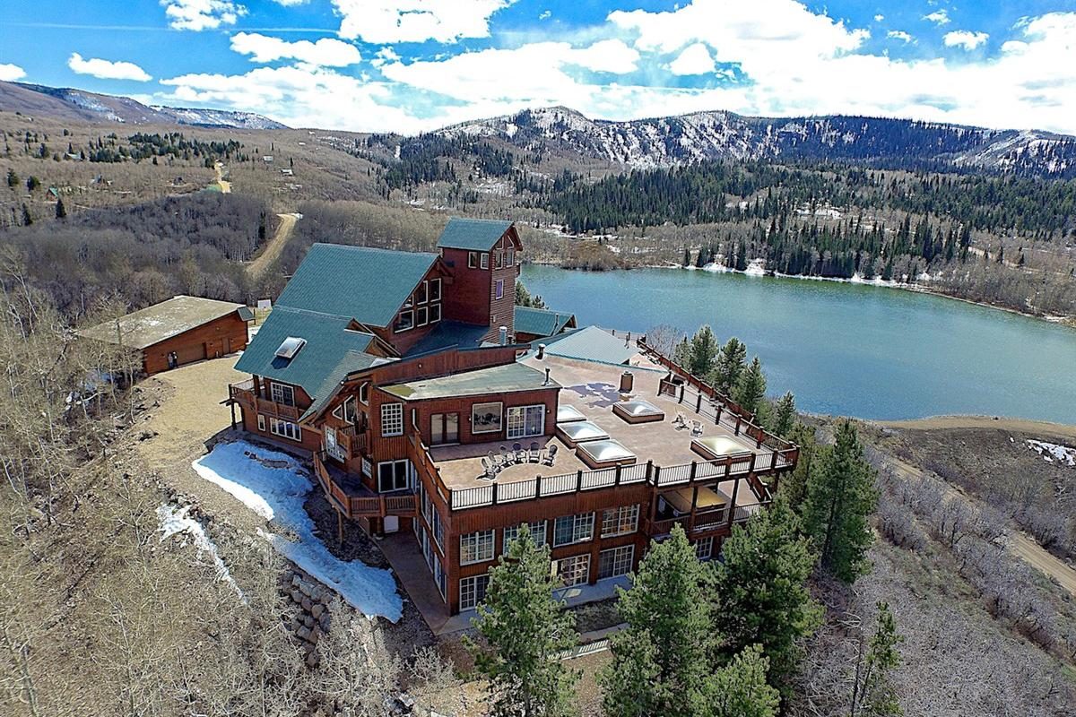 retreat from society and relax in these idyllic cabins around the world timber moose lodge 8