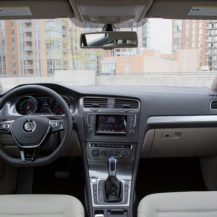 2015 volkswagen e golf review 4199