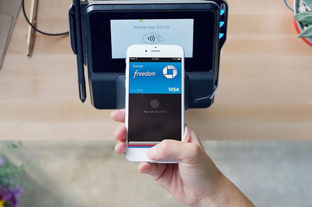 Apple-Pay-goes-live-in-the-UK,-Available-at-250,000-locations