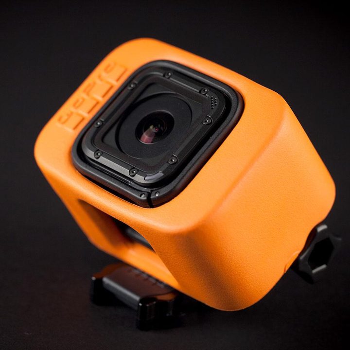 GoPro Hero 4 session hands on top angle