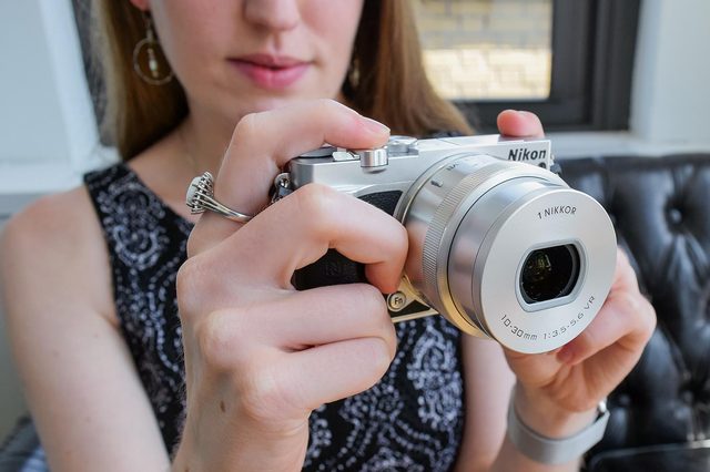 Nikon 1 J5