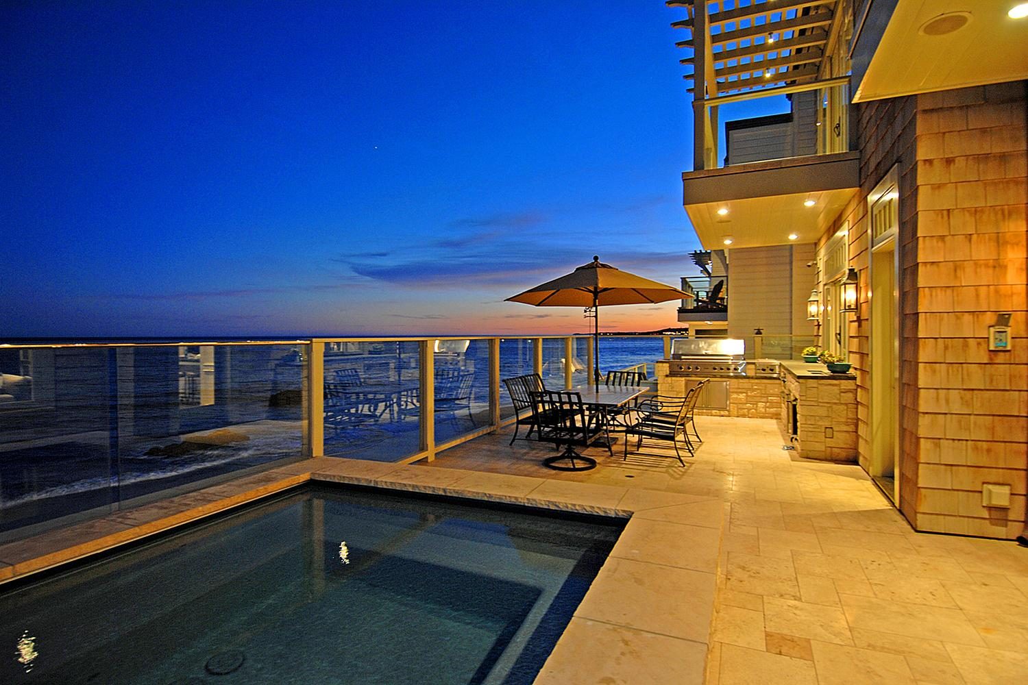 homes with their own shark tanks the point at carbon beach 2
