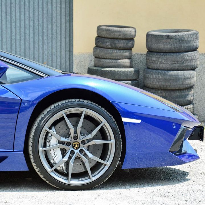2015 Lamborghini Aventador Roadster