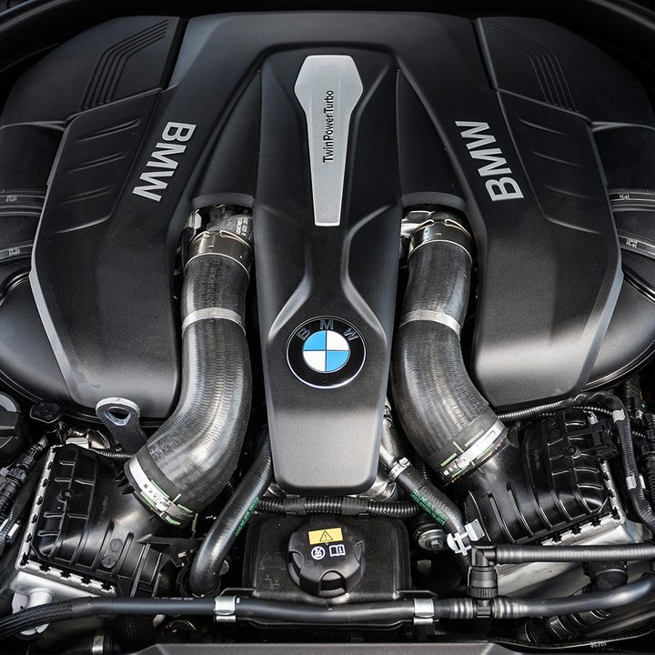 2016 BMW 750i xDrive