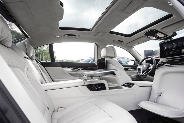 2016 BMW 750i xDrive