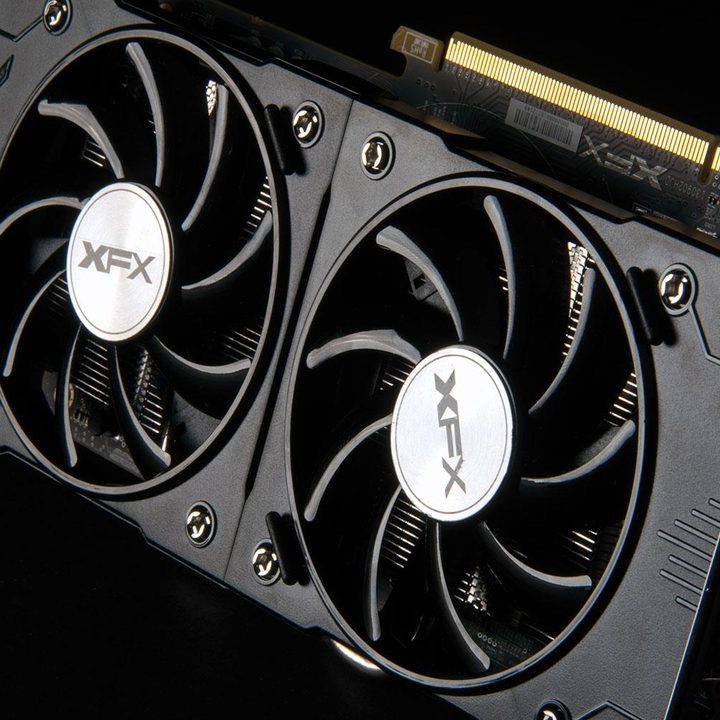 AMD Radeon R7 370 fan angle