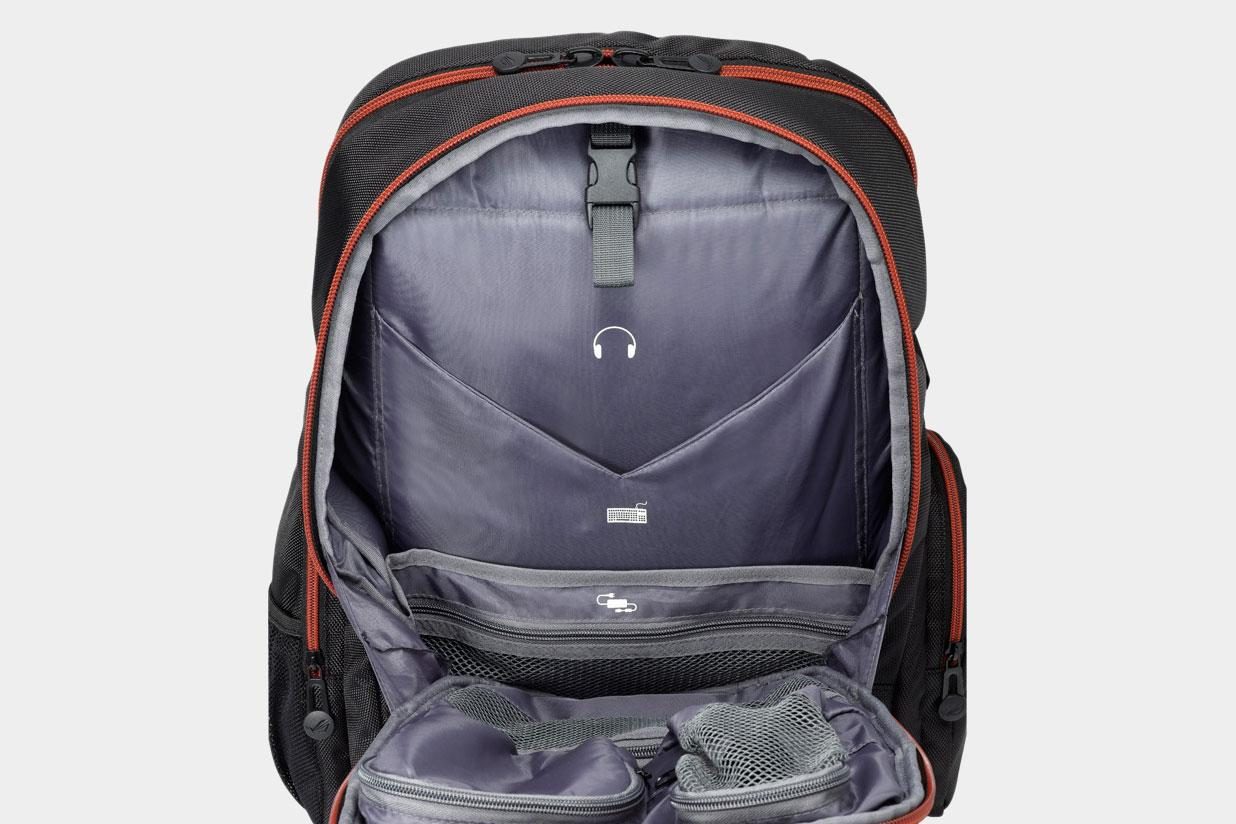Another close up of the inside of an Asus ROG Nomad V2 backpack.